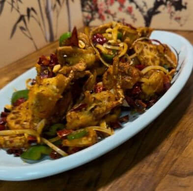 Deep-fried crispy soft-shell crab sauteed with onions, green peppers, and dry red chilis.