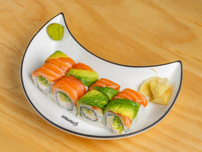 Alaskan sushi roll near Greenland Hills Dallas TX.