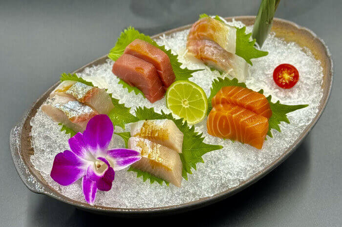 12 Pieces Sashimi Combo