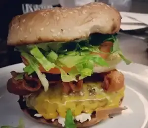 Bacon Cheddar Burger